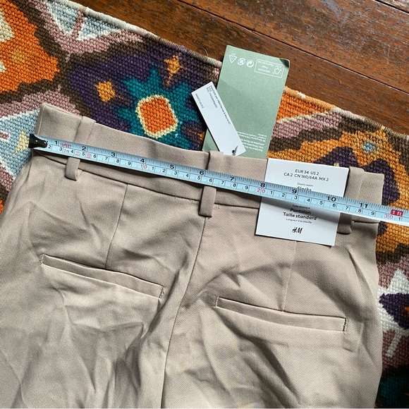 H&M Slacks Regular waist ankle length brown khaki pants Women’s Size 2 Brand New - Picture 7 of 10
